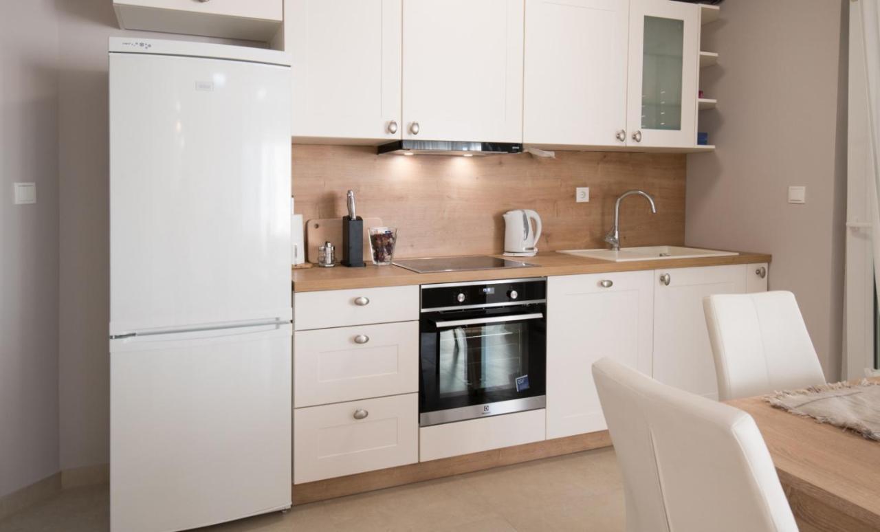 Brand New Aparment With Sea View & Swimming Pool At Ciovo - Villa Fiorentini Трогир Экстерьер фото