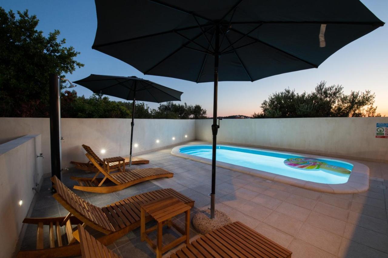 Brand New Aparment With Sea View & Swimming Pool At Ciovo - Villa Fiorentini Трогир Экстерьер фото