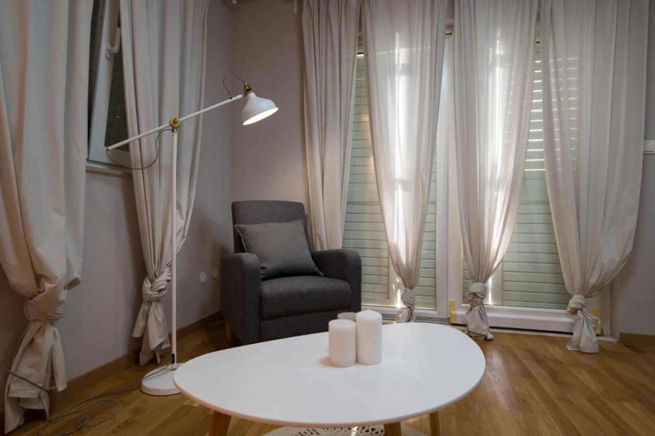 Brand New Aparment With Sea View & Swimming Pool At Ciovo - Villa Fiorentini Трогир Экстерьер фото